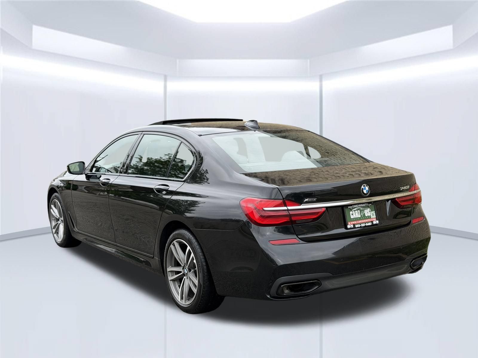 Used 2019 BMW 740i xDrive w/ M Sport Package AWD/4WD image 7