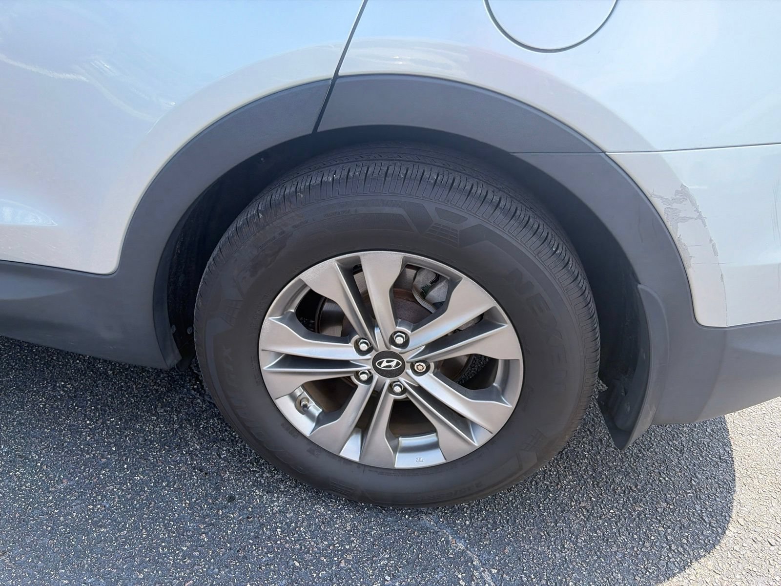 Used 2016 Hyundai Santa Fe Sport w/ Option Group 02 FWD image 11