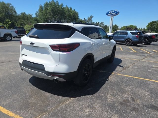 Used 2023 Chevrolet Blazer LT w/ Convenience Package AWD/4WD image 5
