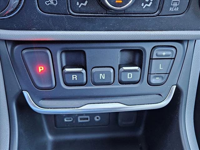 Used 2020 GMC Terrain SLT image 12