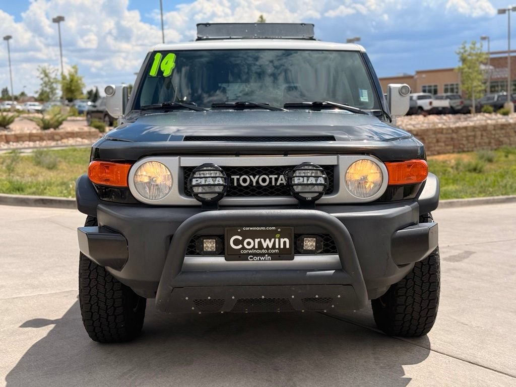Used 2014 Toyota FJ Cruiser 4WD w/ Upgrade Package image 2