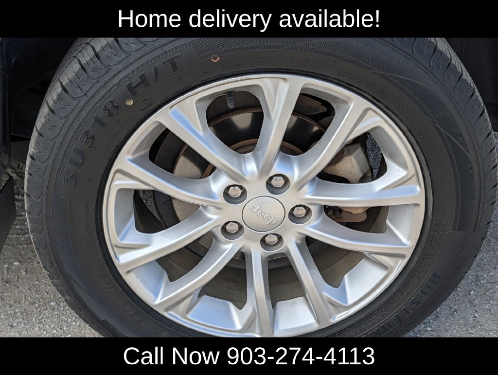 Used 2019 Jeep Cherokee Latitude w/ Cold Weather Group FWD image 12