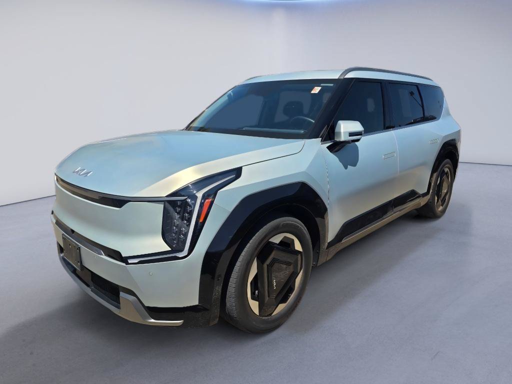 Used 2024 Kia EV9 Land AWD/4WD image 1