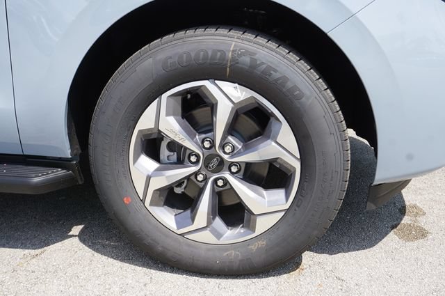 New 2027 Ford Expedition Max Active RWD image 17