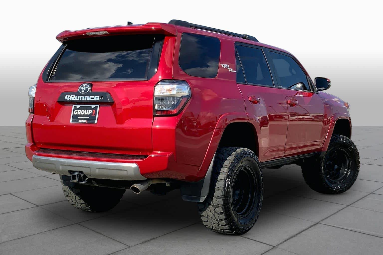 Used 2019 Toyota 4Runner TRD Off-Road Premium AWD/4WD image 13