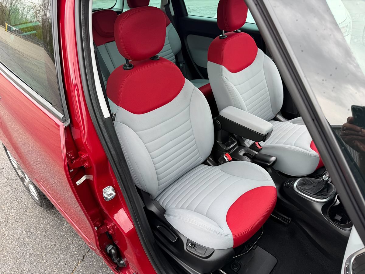Used 2014 FIAT 500L Easy FWD image 30