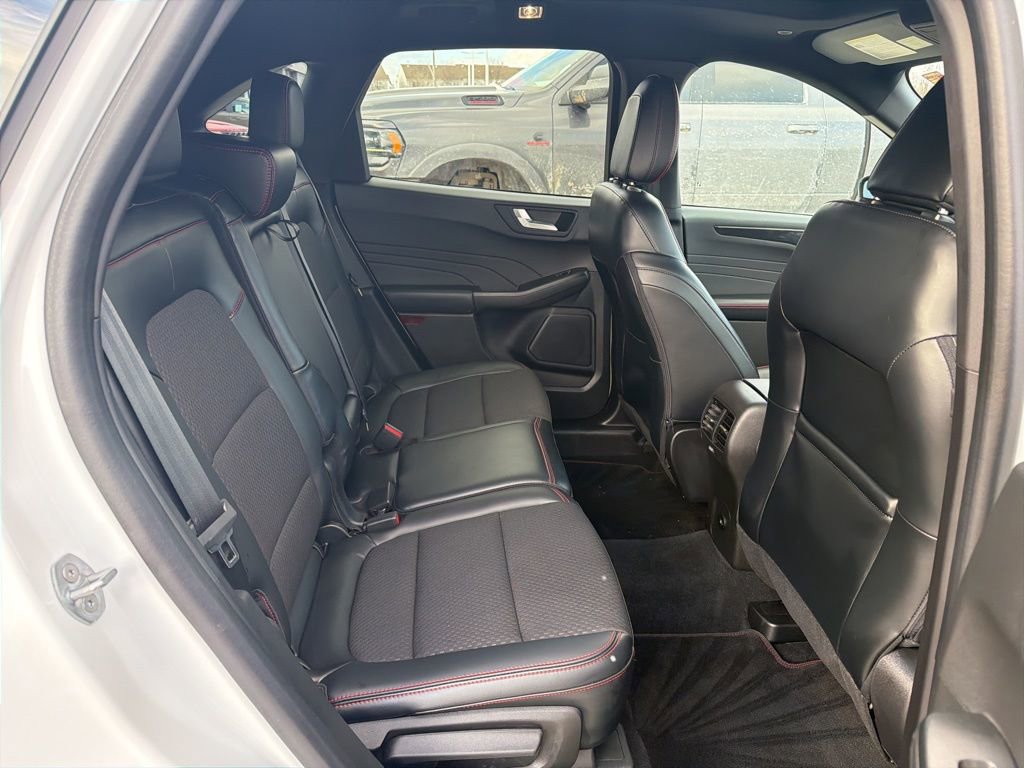 Certified 2023 Ford Escape ST-Line w/ Tech Pack #1 image 37