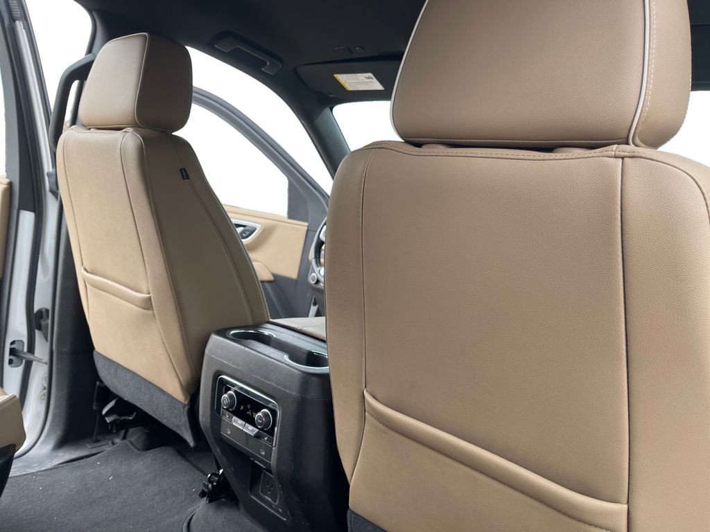 Used 2021 Chevrolet Tahoe Premier image 21