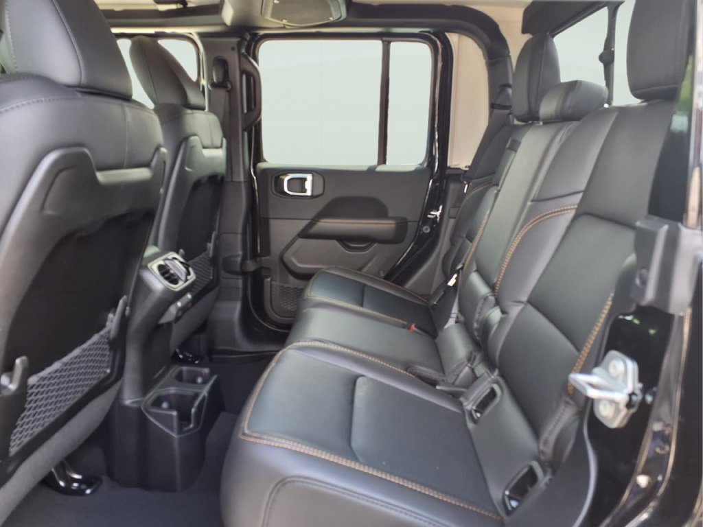 New 2026 Jeep Gladiator Sport AWD/4WD image 11