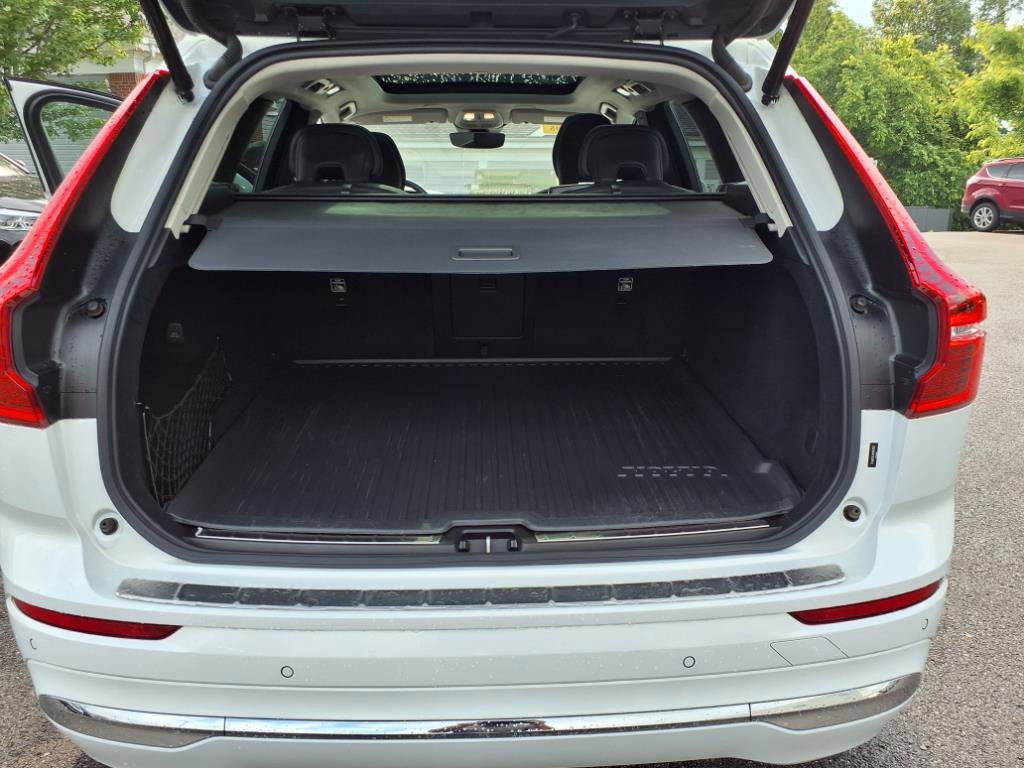 Used 2022 Volvo XC60 B6 Inscription w/ Advanced Package image 13