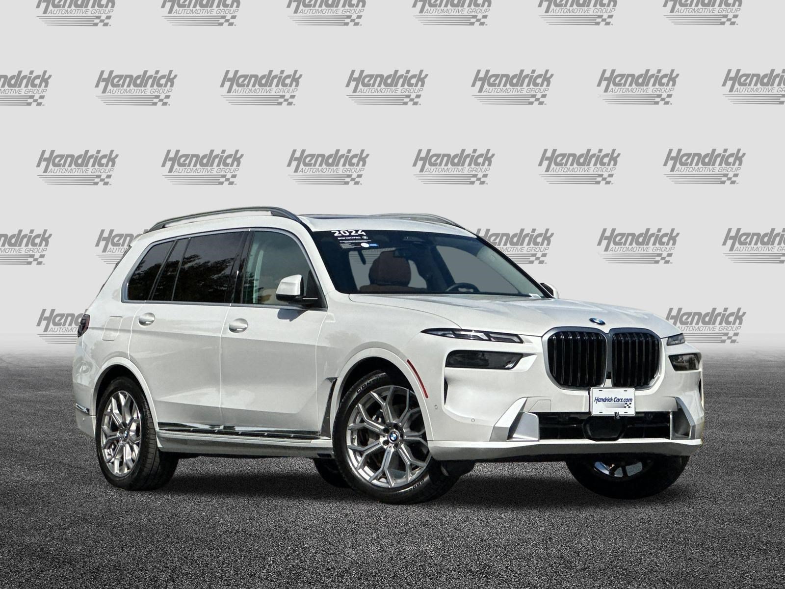 Used 2024 BMW X7 xDrive40i AWD/4WD image 2