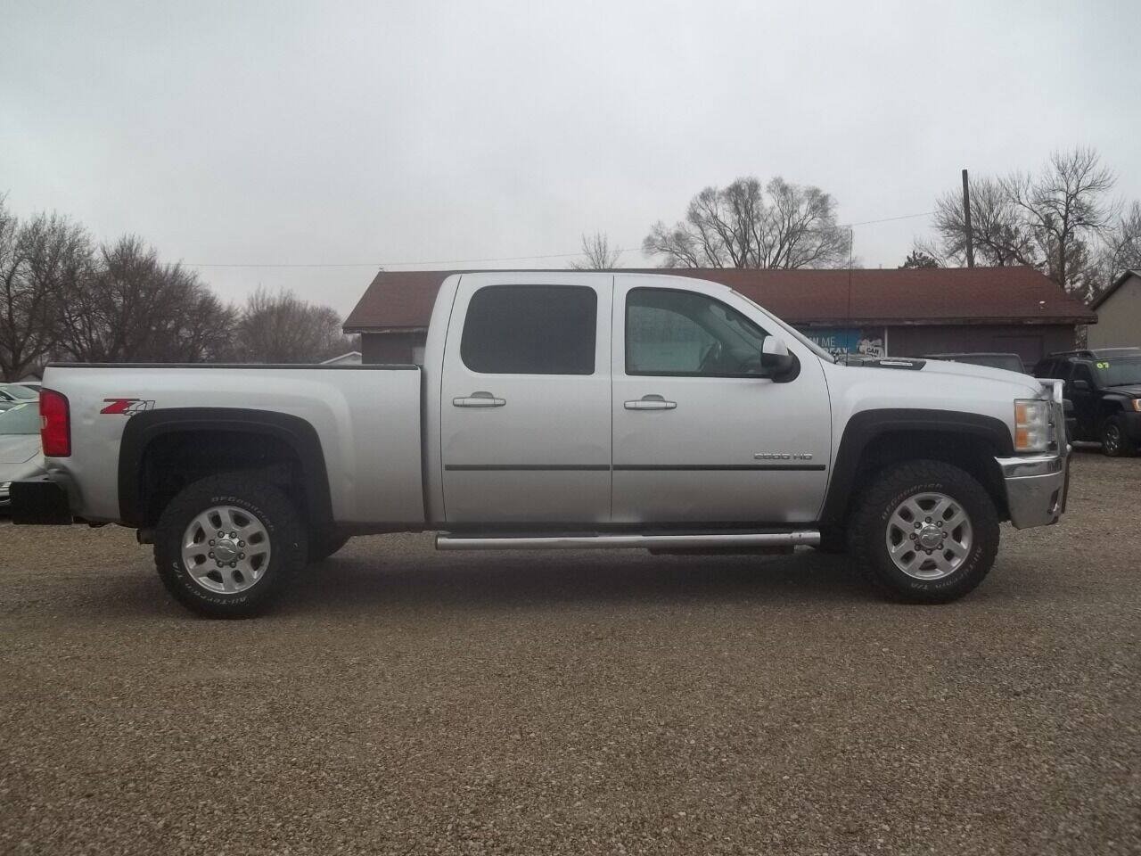 Used 2014 Chevrolet Silverado 2500 LTZ w/ LTZ Plus Package AWD/4WD image 4