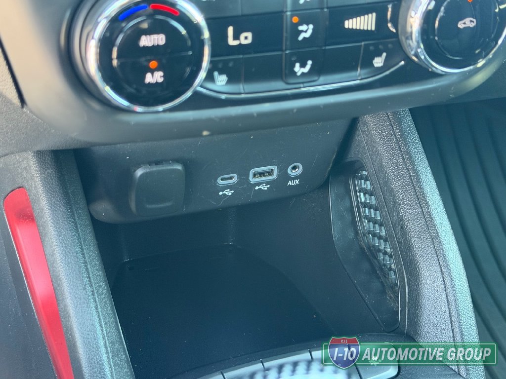 Used 2021 Chevrolet TrailBlazer RS w/ Sun and Liftgate Package FWD image 33