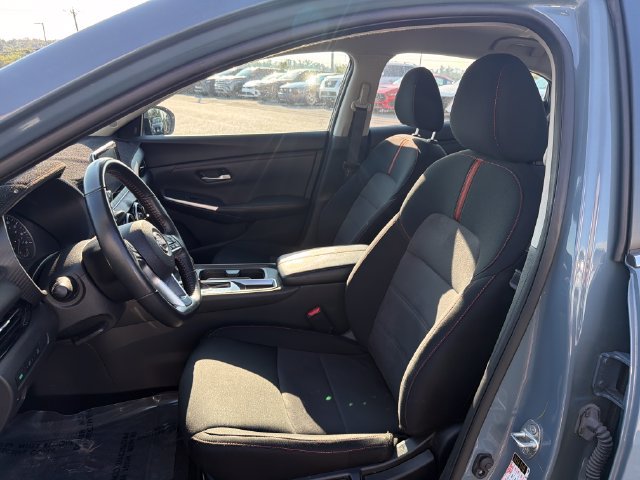 Used 2024 Nissan Sentra SR FWD image 11