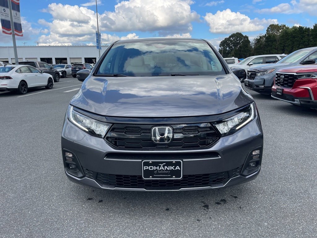New 2026 Honda Odyssey Touring image 3