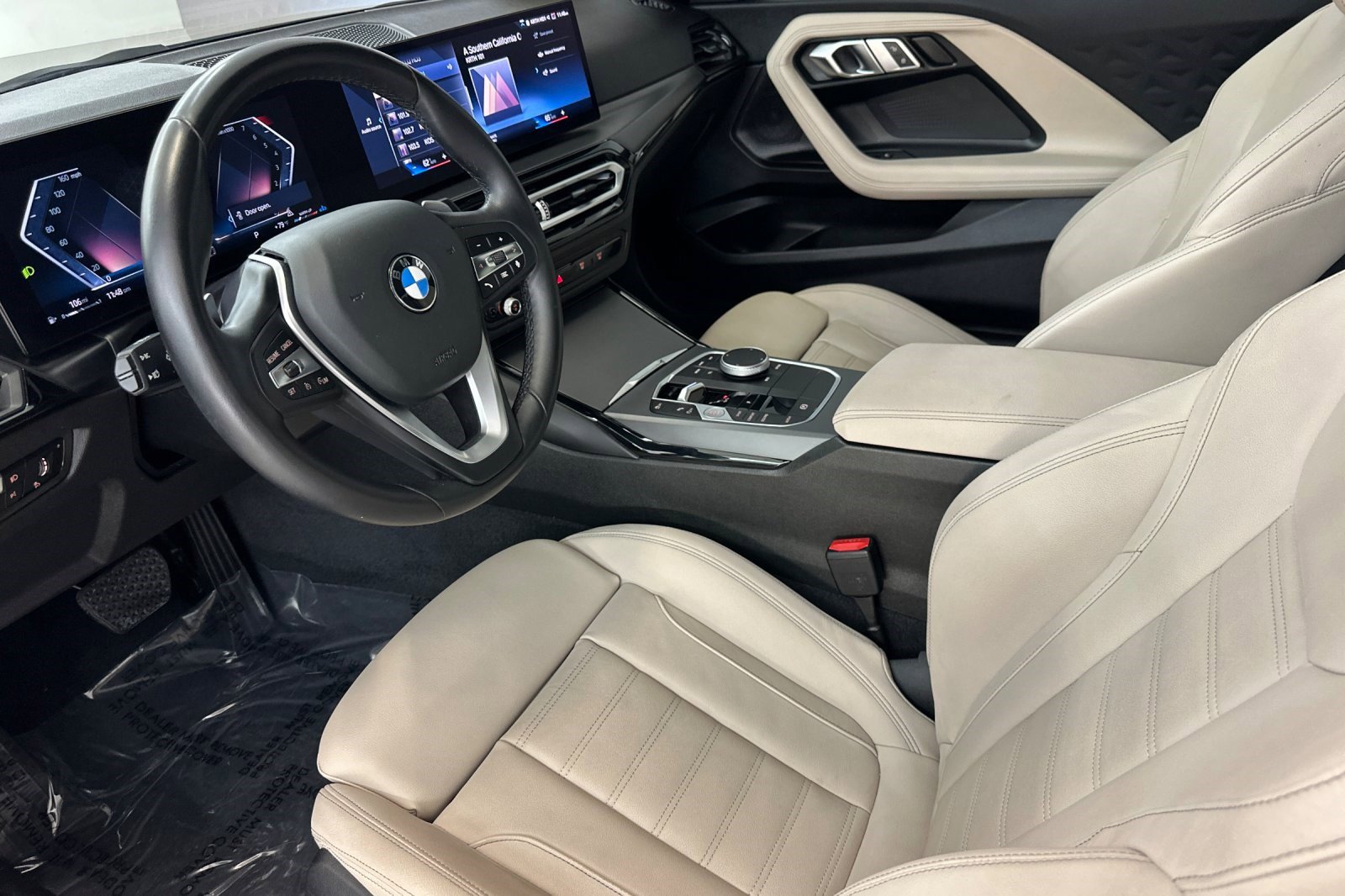 Used 2023 BMW 230i 230i w/ Convenience Package image 4