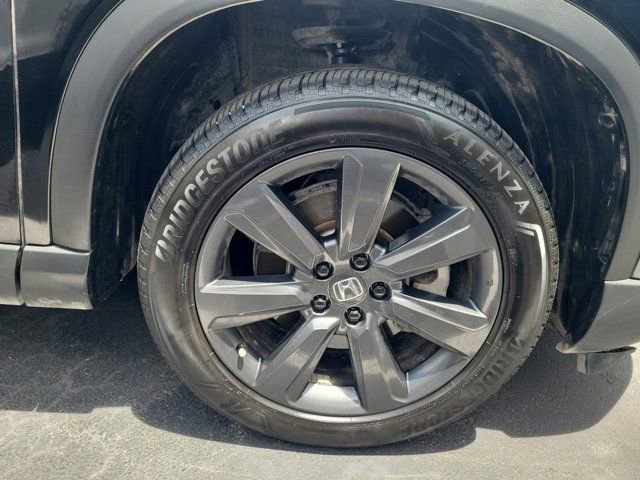 Used 2023 Honda Pilot Sport image 2