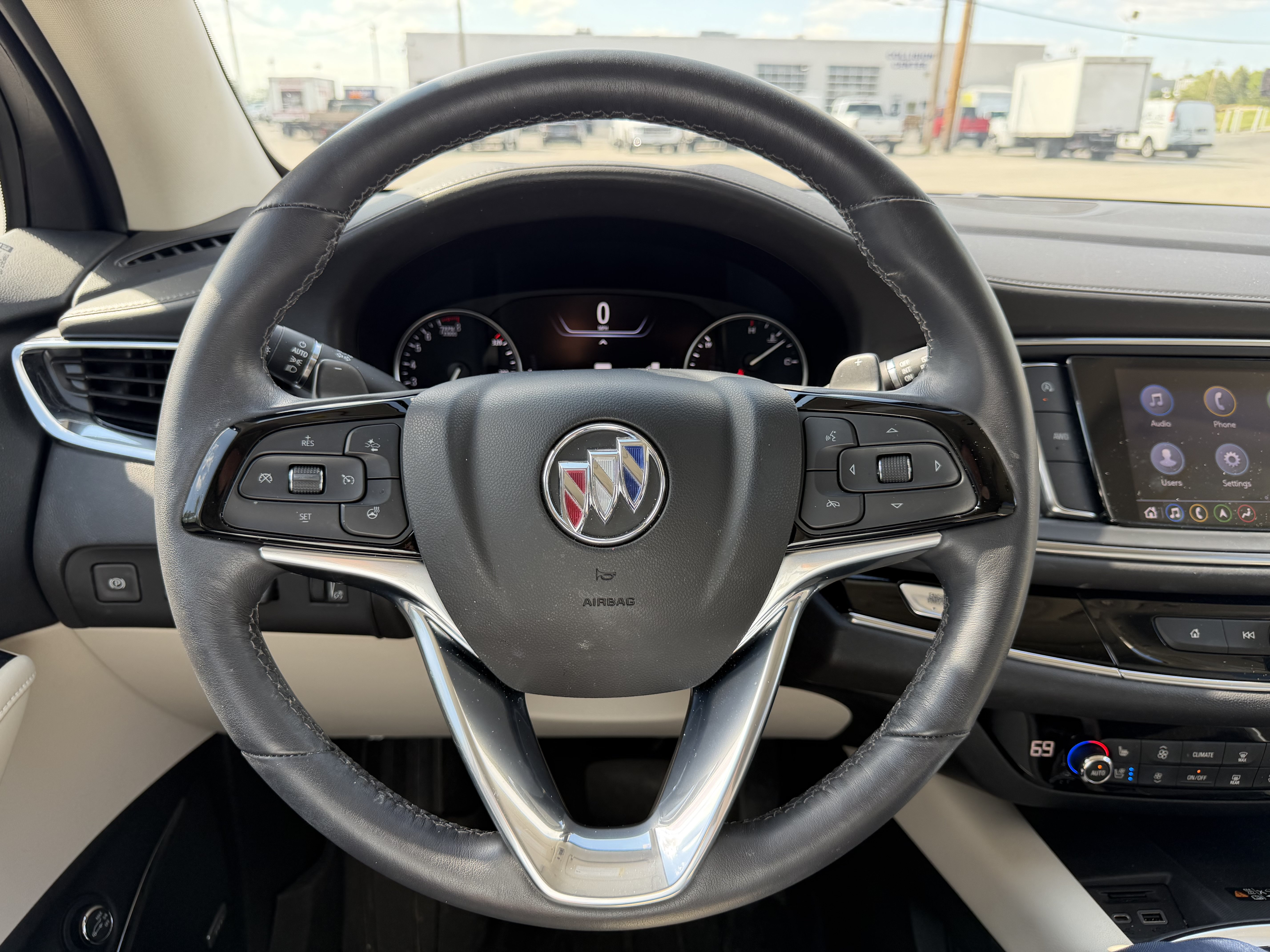 Used 2024 Buick Enclave Avenir AWD/4WD image 17