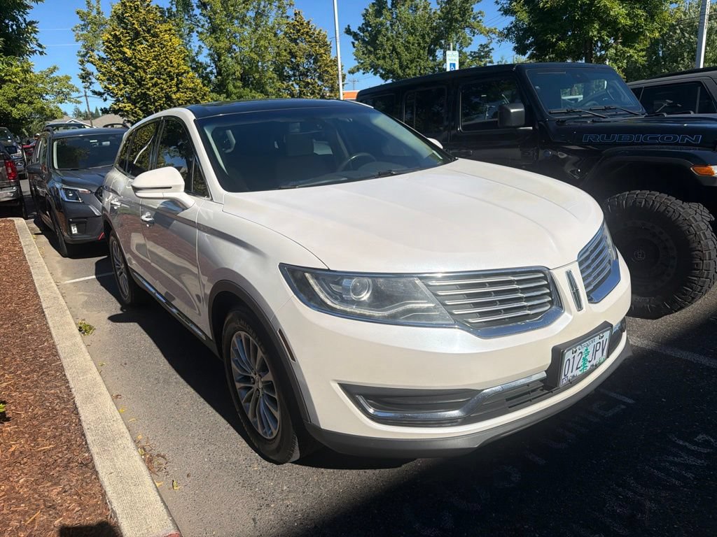 Used 2016 Lincoln MKX Select w/ Select Plus Package AWD/4WD image 1