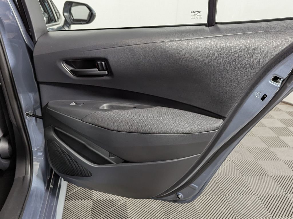 Used 2025 Toyota Corolla LE image 35