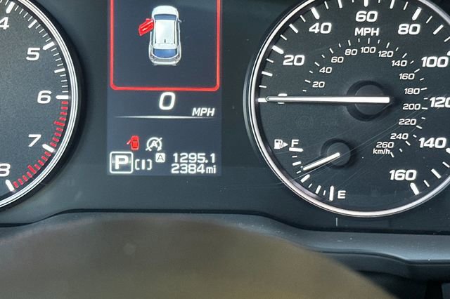 Used 2025 Subaru Crosstrek 2.5i Limited w/ Crosstrek Mirror Package image 25