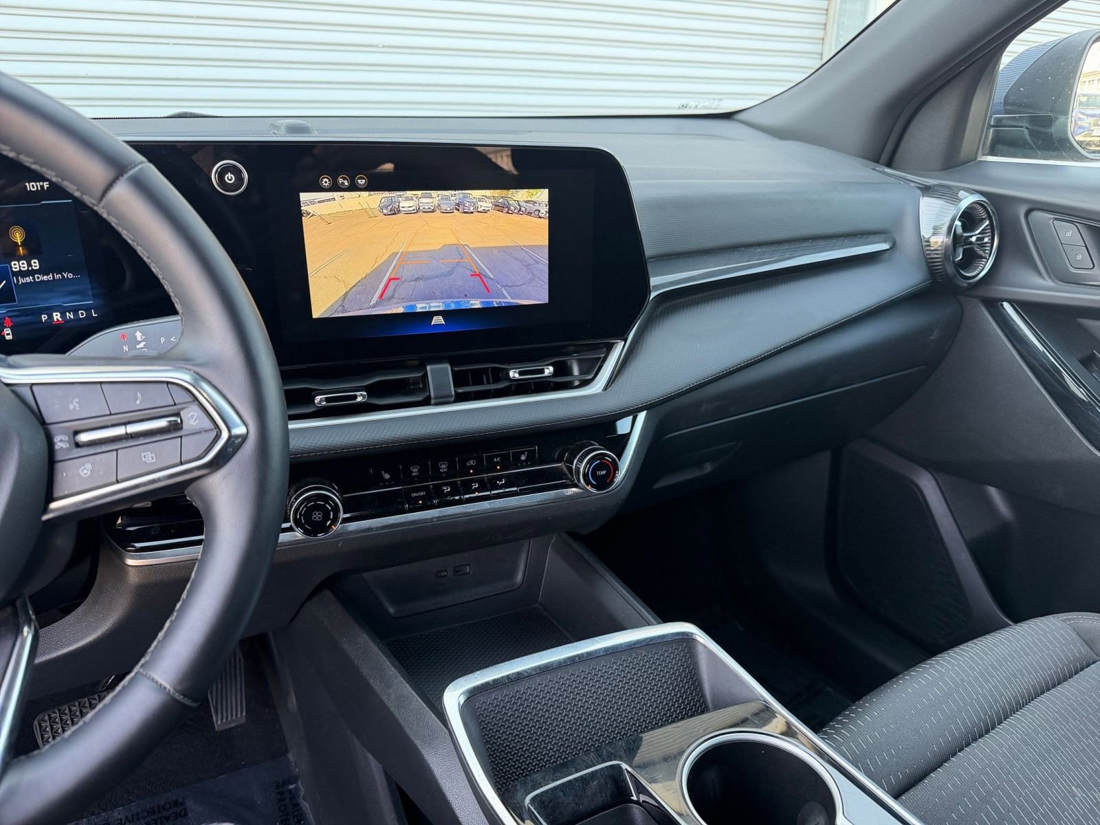 Used 2025 Chevrolet Equinox LT FWD image 17