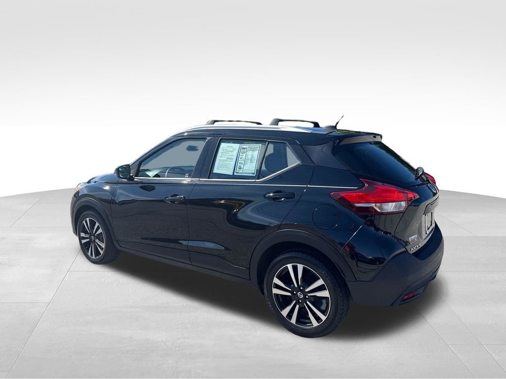 Used 2019 Nissan Kicks SV image 4