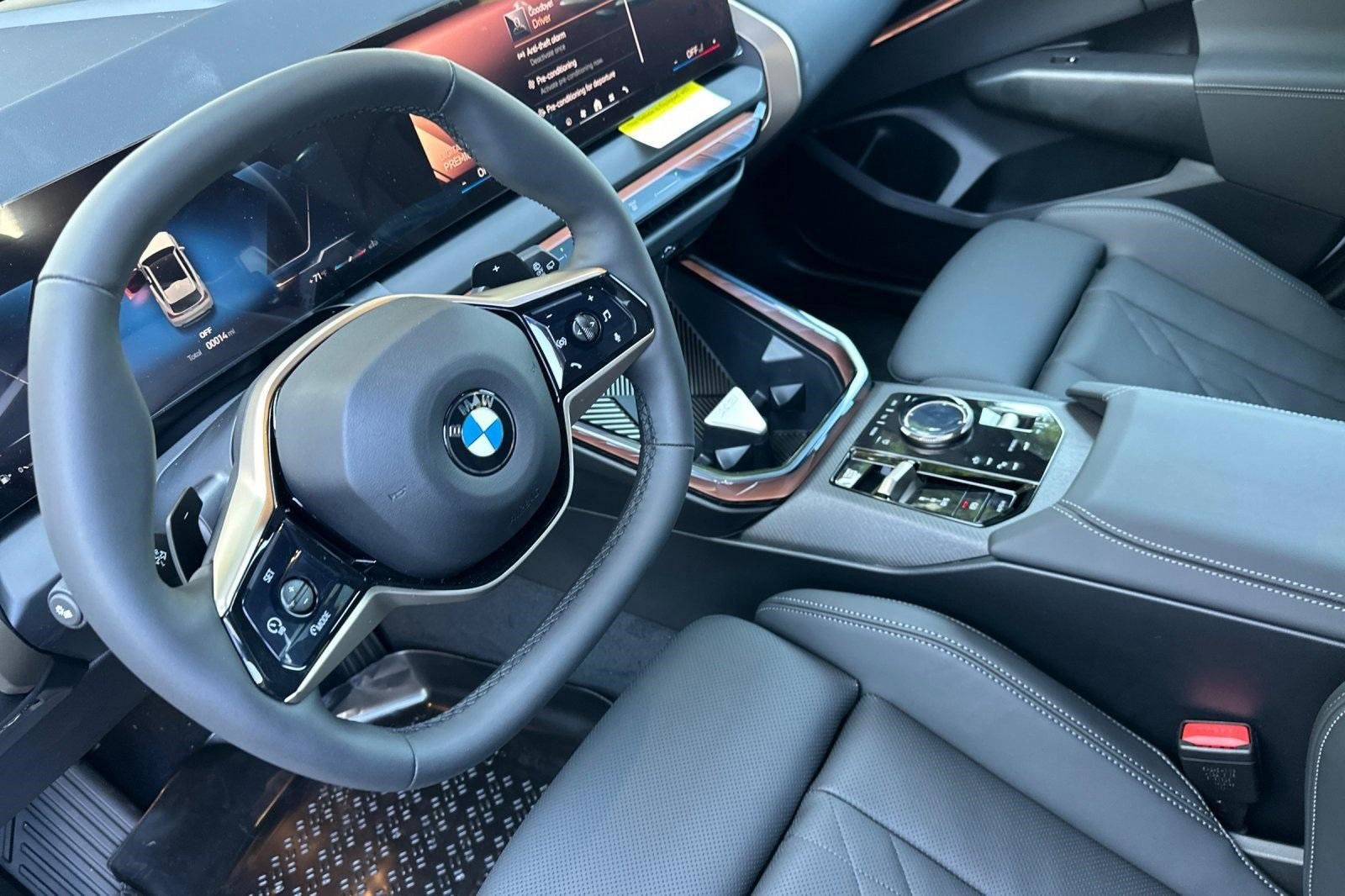 Used 2025 BMW X3 xDrive30i w/ Convenience Package image 4