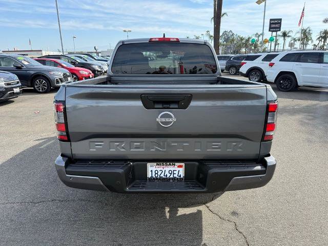 Certified 2025 Nissan Frontier SV image 5