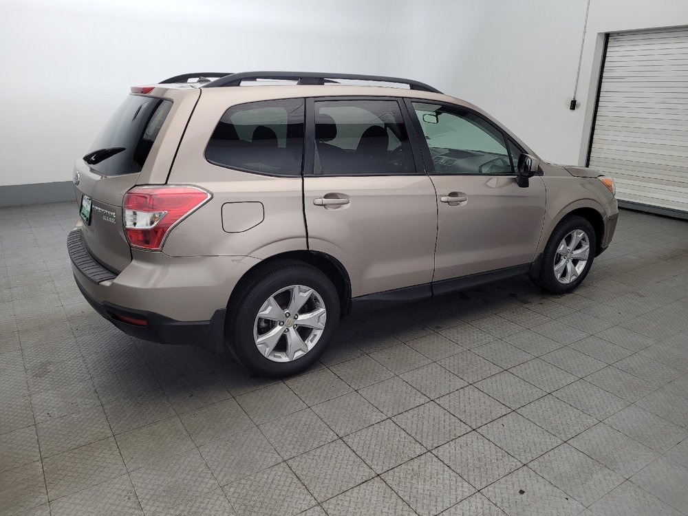 Used 2015 Subaru Forester 2.5i Premium w/ All-Weather Package image 10