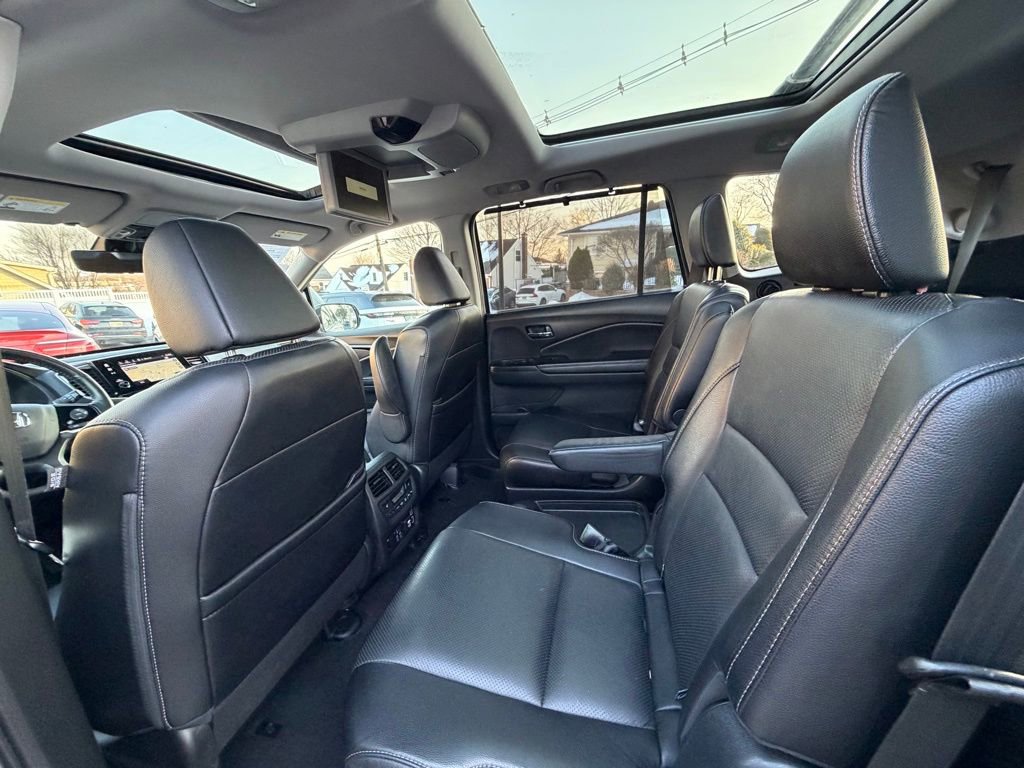 Used 2019 Honda Pilot Elite image 17