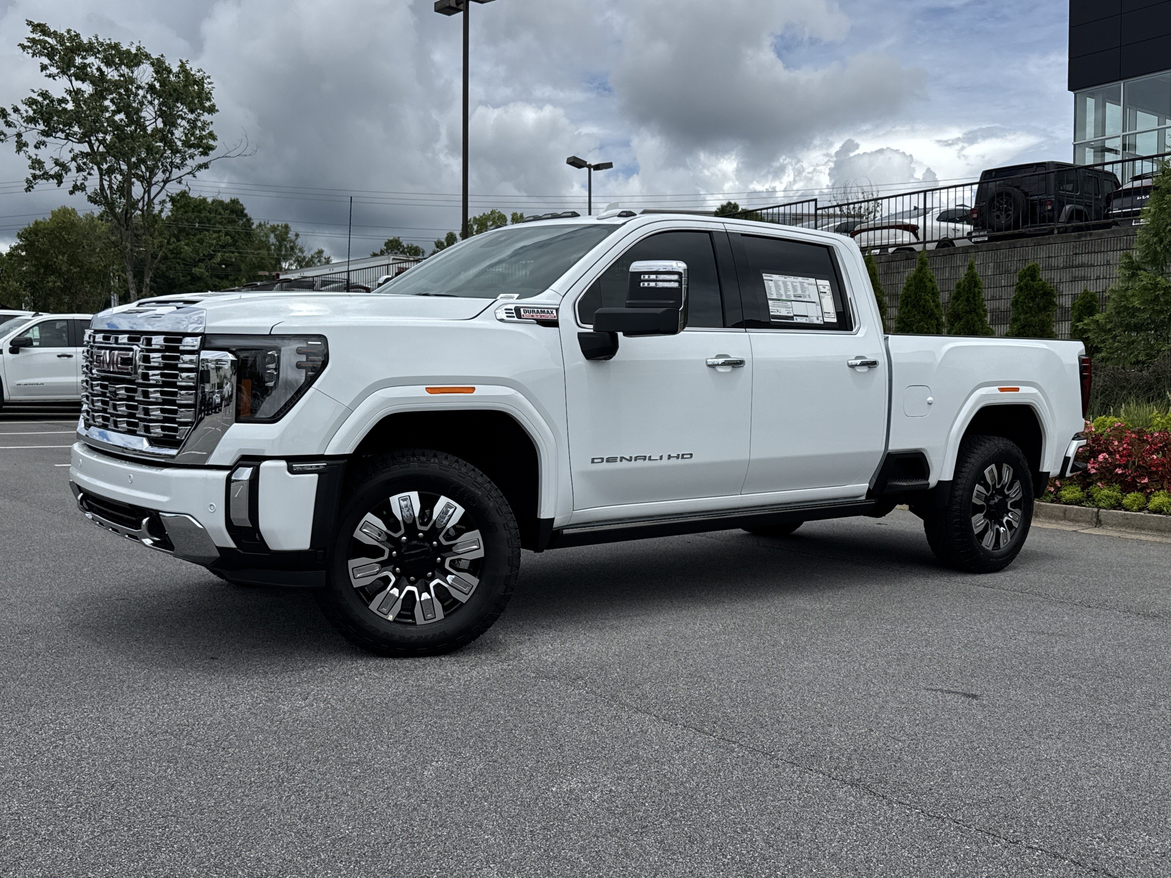 New 2026 GMC Sierra 2500 Denali w/ Denali Reserve Package AWD/4WD image 6