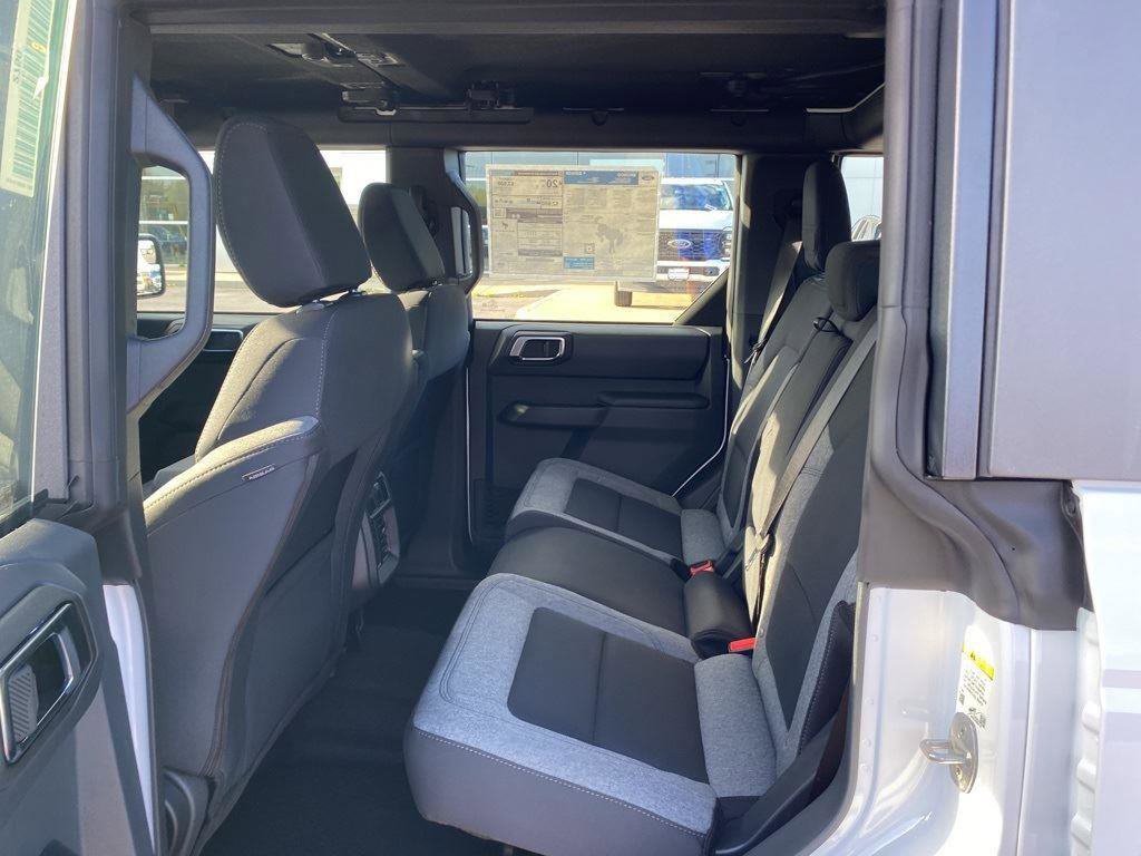 New 2025 Ford Bronco 4-Door AWD/4WD image 29