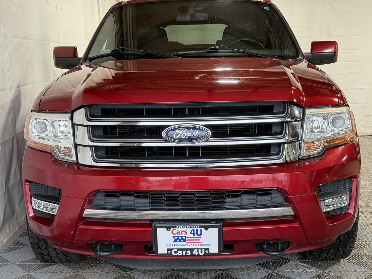 Used 2017 Ford Expedition Limited w/ Equipment Group 301A AWD/4WD image 2