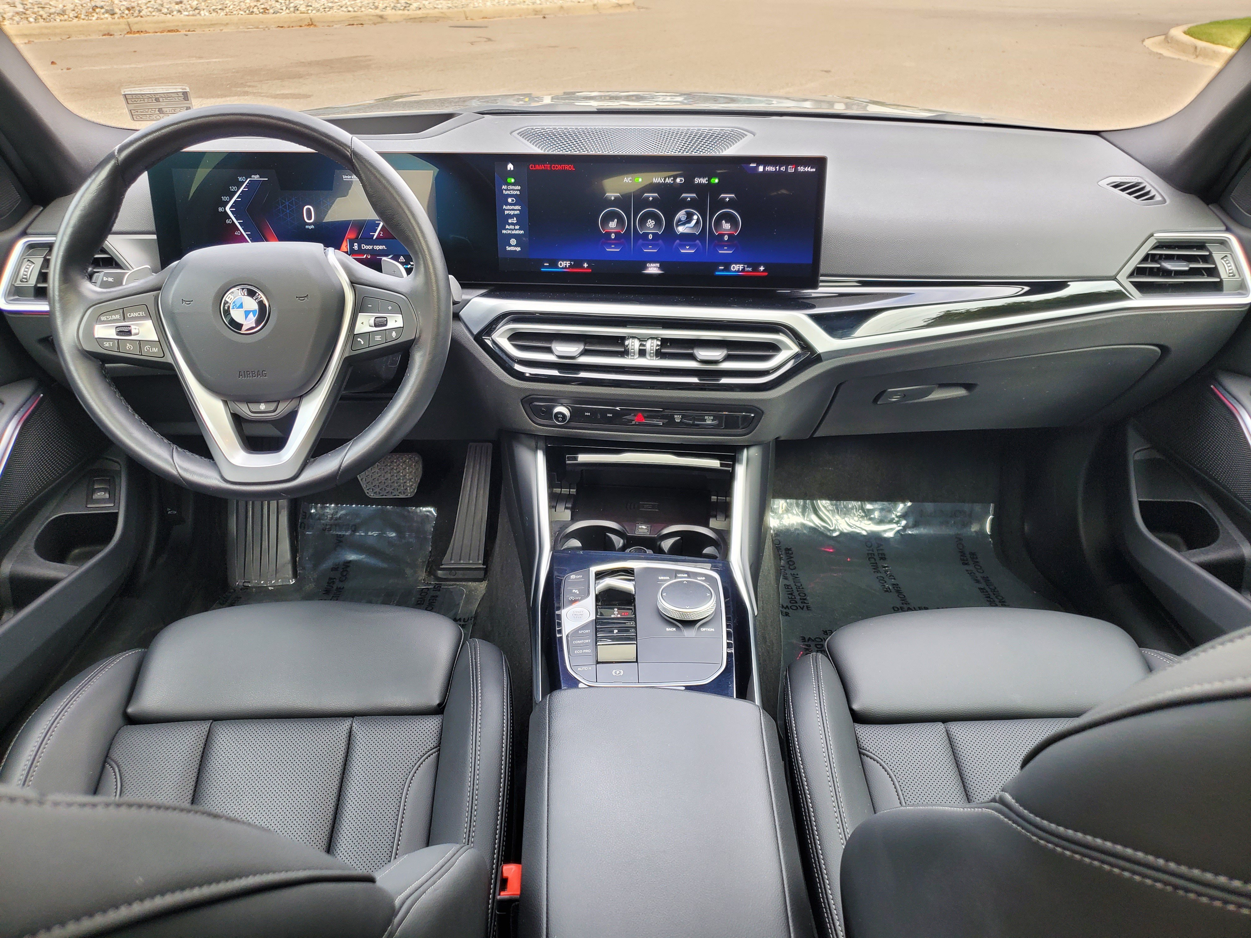 Certified 2024 BMW 330i xDrive Sedan w/ Premium Package AWD/4WD image 28