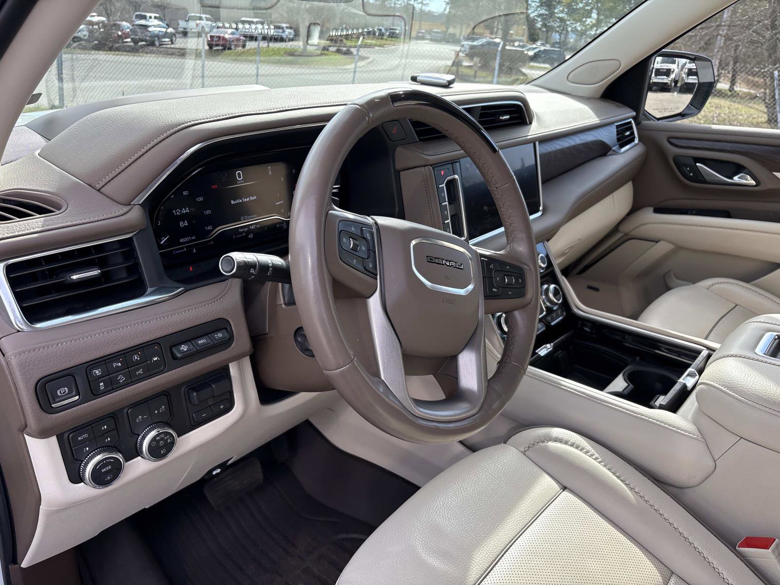 Certified 2024 GMC Yukon XL Denali w/ Denali Reserve Package image 18