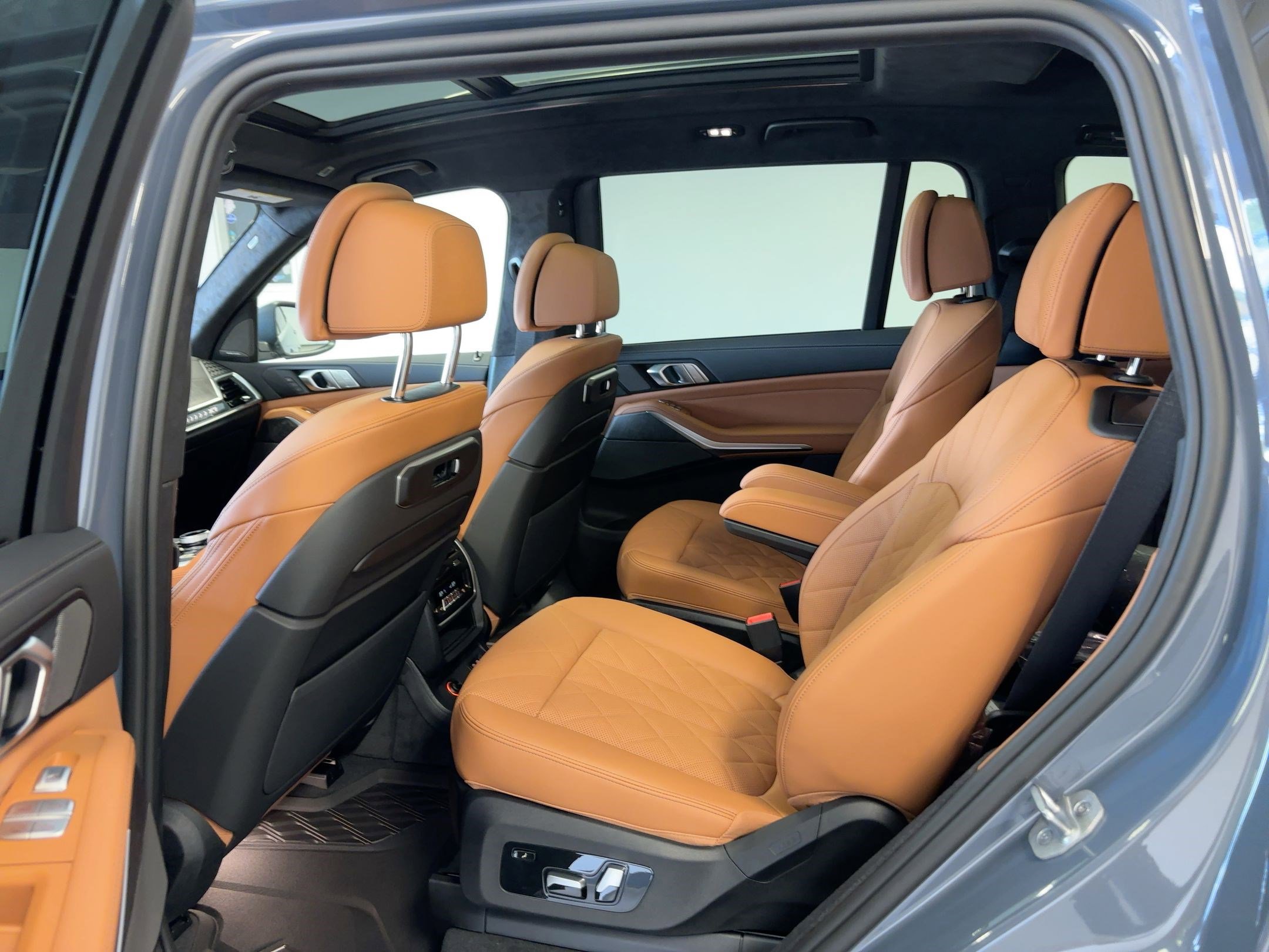 New 2026 BMW X7 xDrive40i image 14