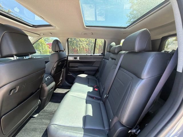 New 2025 Hyundai Santa Fe Limited AWD/4WD image 18