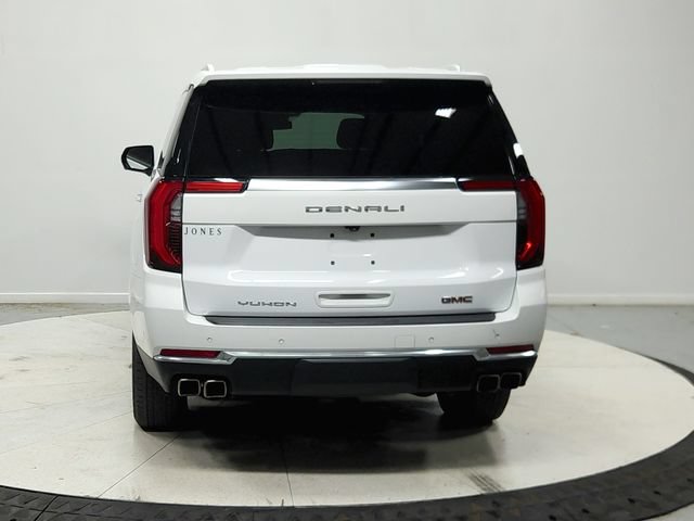 Used 2025 GMC Yukon XL Denali RWD image 7