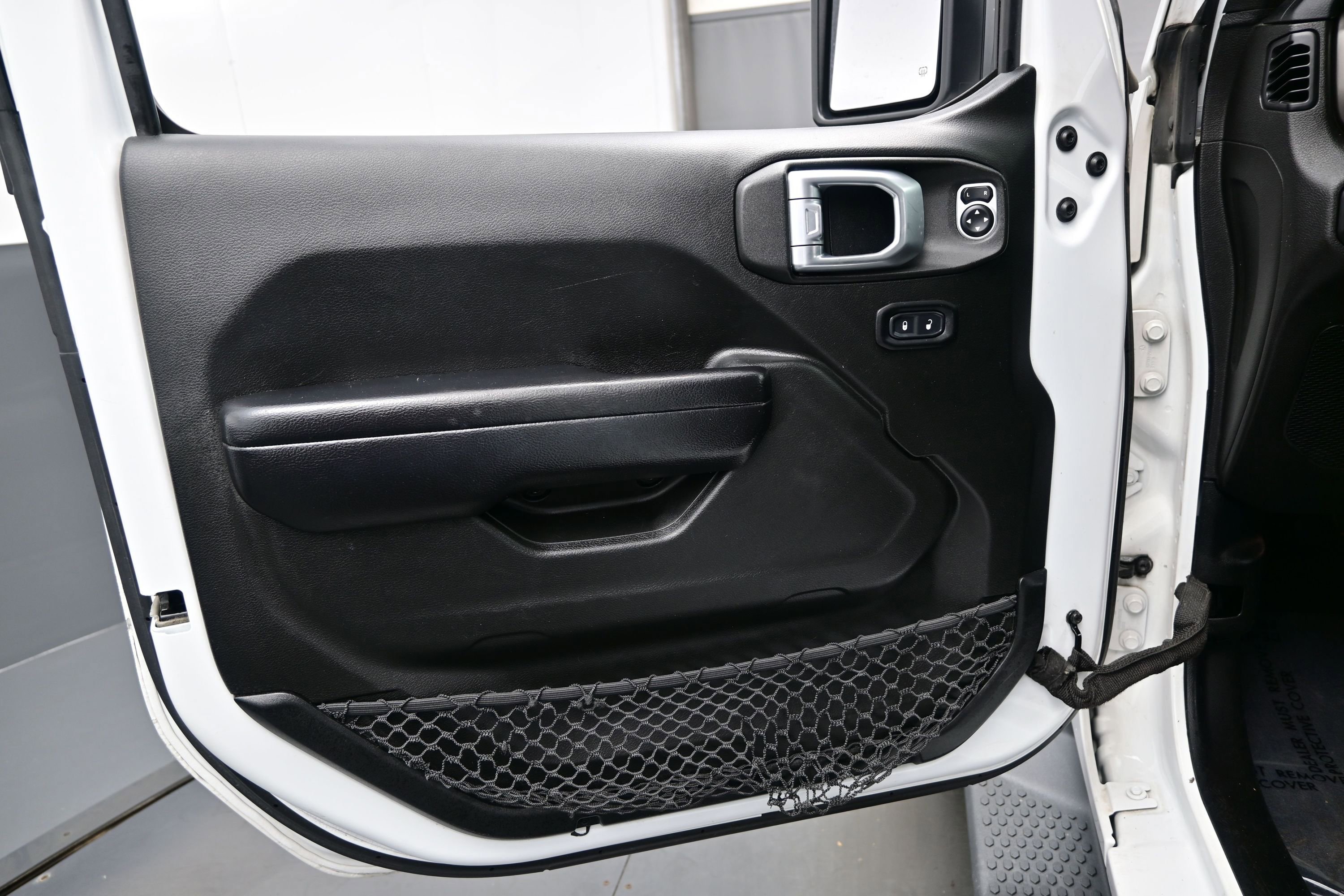 Used 2019 Jeep Wrangler Unlimited Sport S AWD/4WD image 12