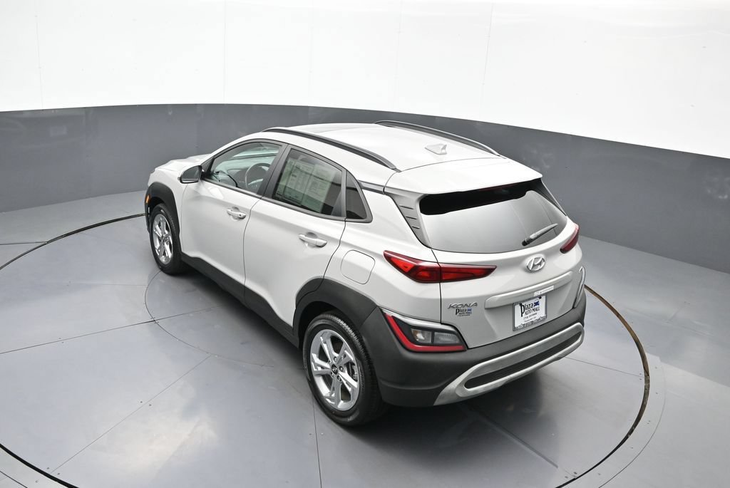 Certified 2022 Hyundai Kona SEL w/ Convenience Package AWD/4WD image 41