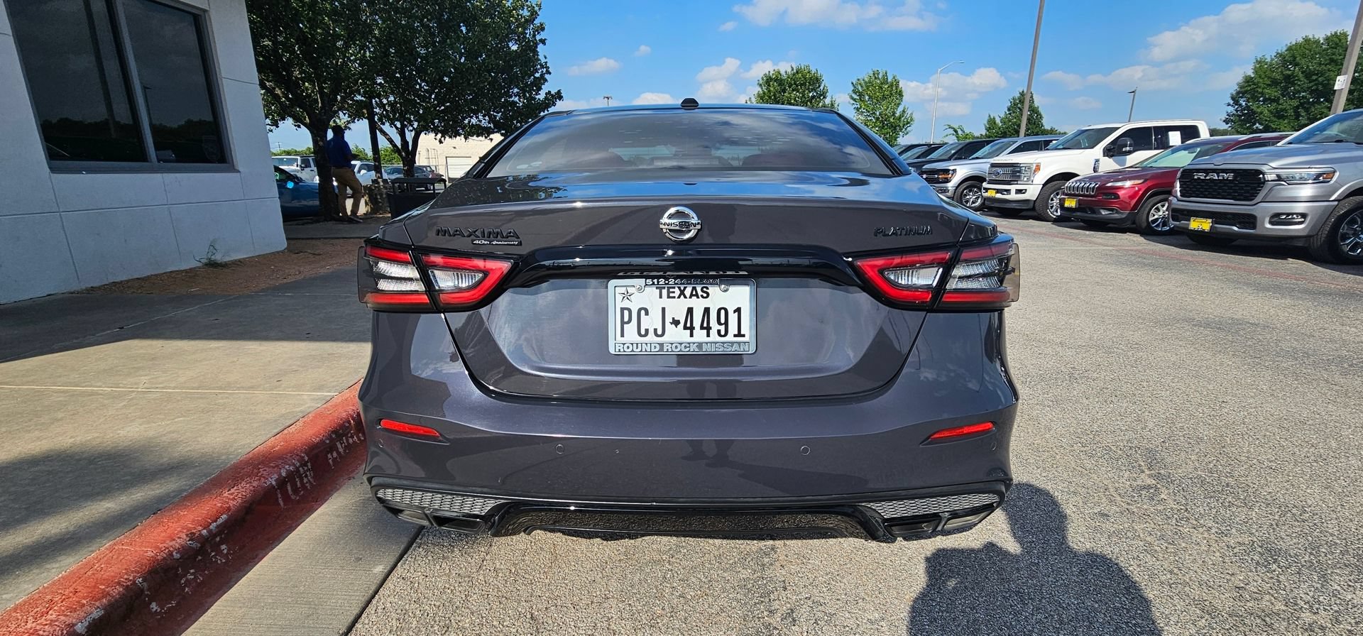 Used 2021 Nissan Maxima Platinum w/ 40th Anniversary Package FWD image 5