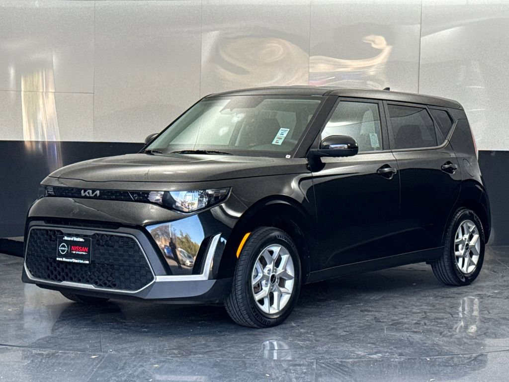 Used 2024 Kia Soul LX w/ Option Group 015 image 7