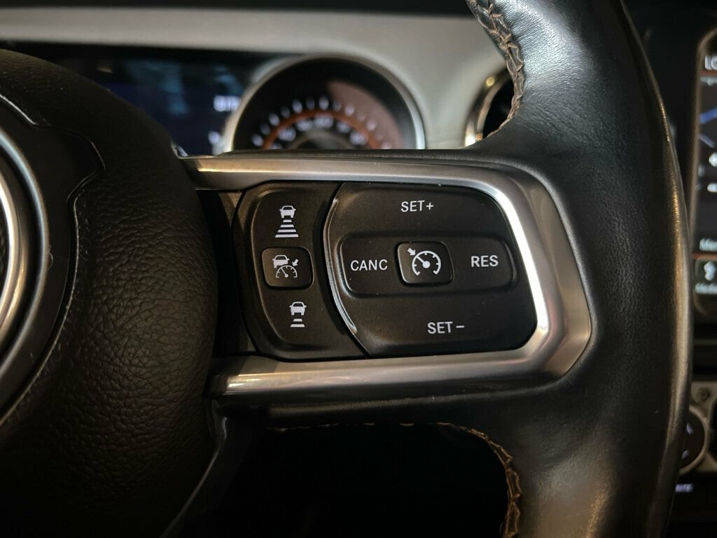 Used 2021 Jeep Gladiator Overland AWD/4WD image 31
