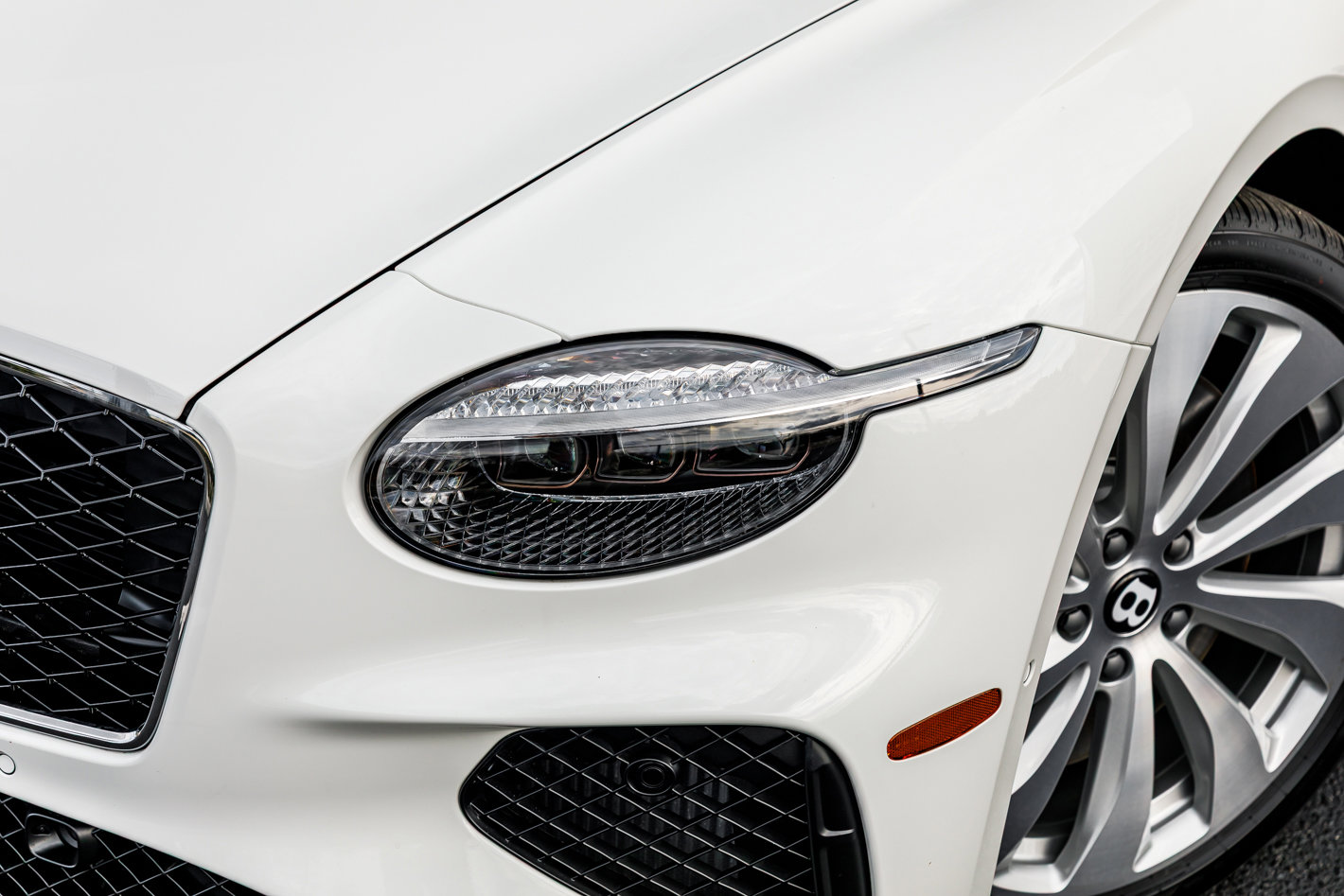 New 2026 Bentley Continental GTC image 2