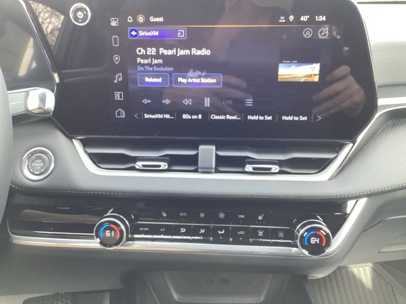 New 2026 Chevrolet Equinox LT w/ Convenience Package II image 40