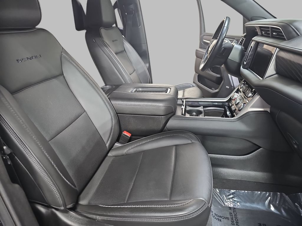 Certified 2024 GMC Yukon XL Denali w/ Advanced Technology Package AWD/4WD image 13