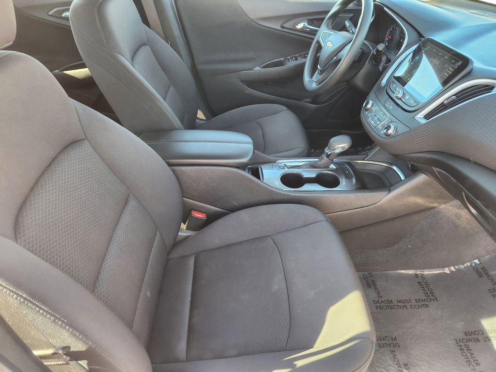 Used 2023 Chevrolet Malibu LT image 15
