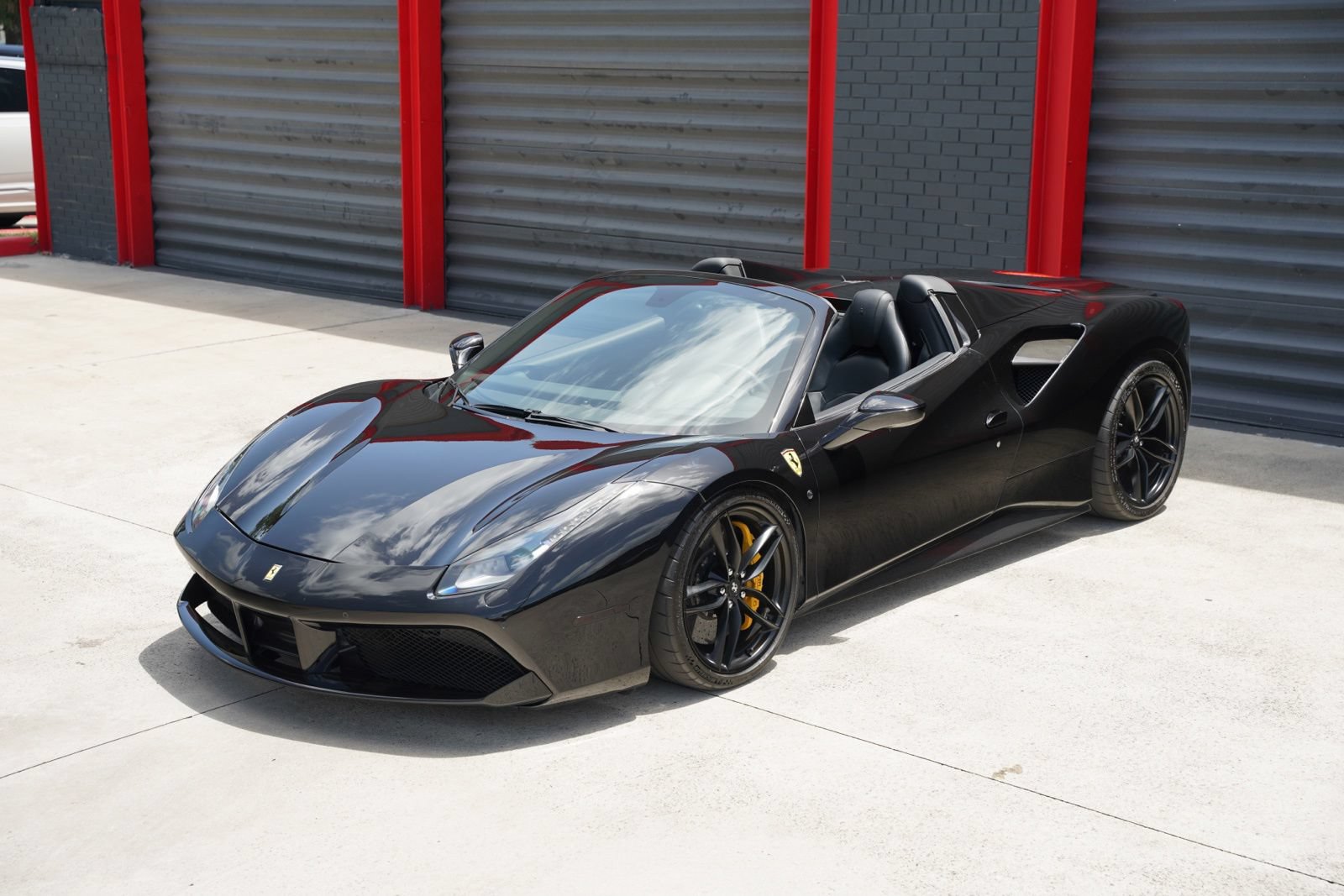 Used 2016 Ferrari 488 Spider RWD image 5