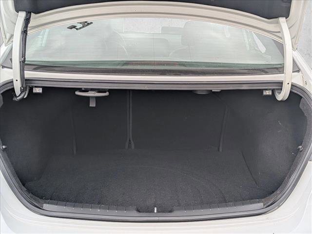 Used 2018 Hyundai Elantra Sport w/ Sport Premium Package 03 FWD image 5